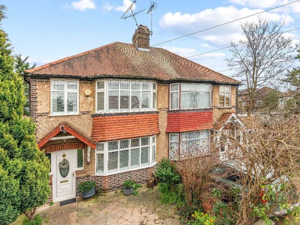4 bed semidetached house for sale in Bulstrode Gardens, Hounslow TW3
