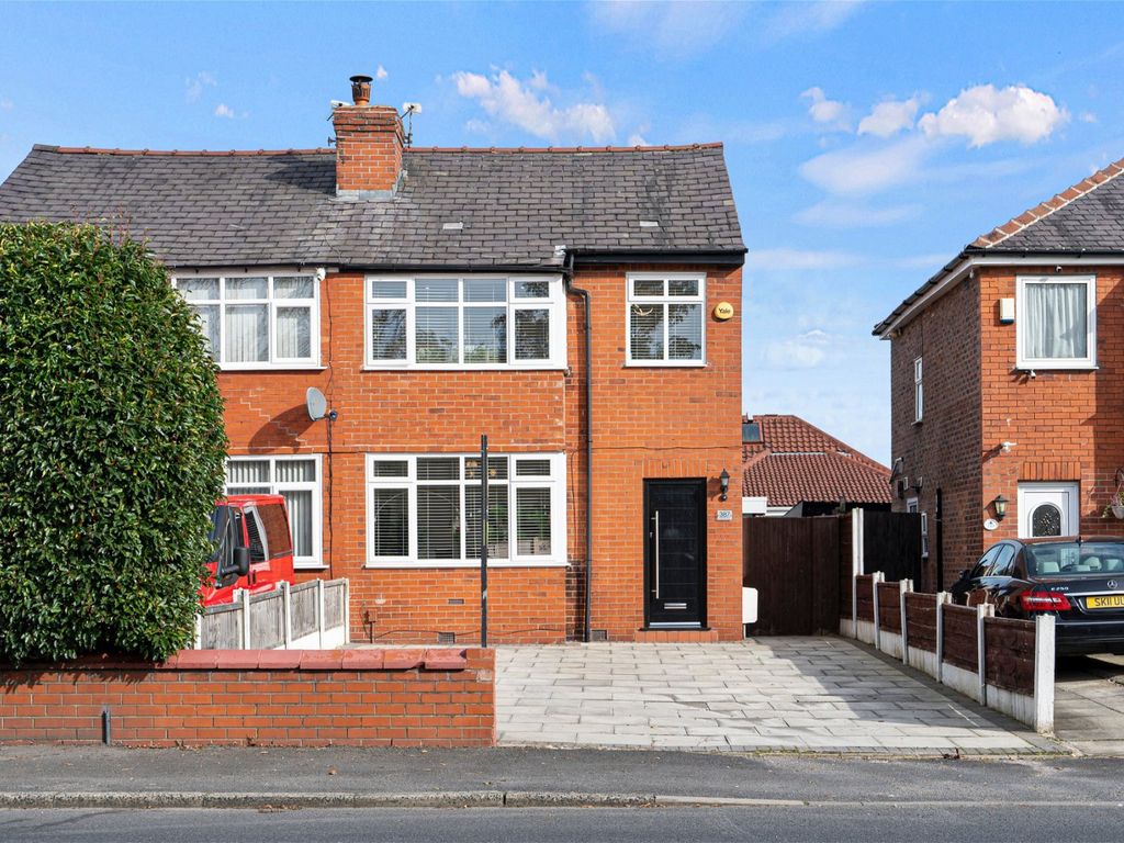 3 bed semidetached house for sale in Atherton Road, Hindley Green