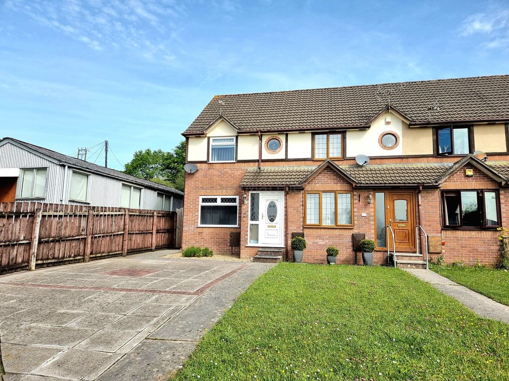 2 bed end terrace house for sale in Hazel Mead, Brynmenyn, Bridgend