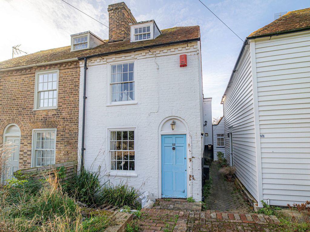 3 bed end terrace house for sale in Middle Wall, Whitstable CT5, £