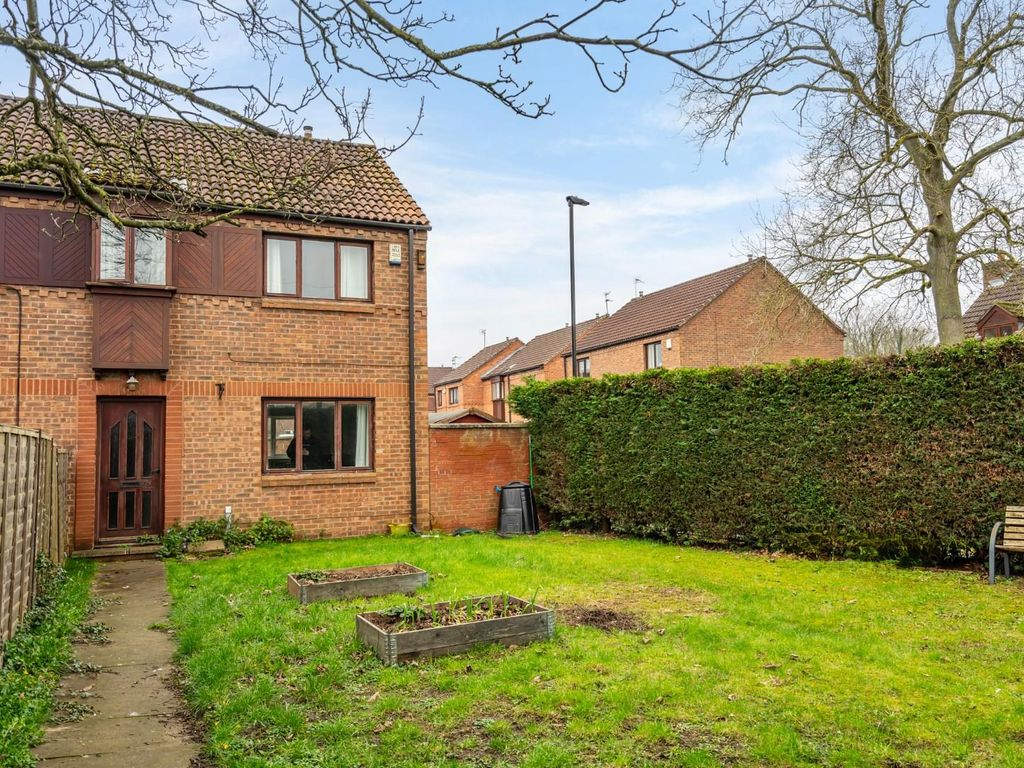 3 bed town house for sale in Osbaldwick Lane, York YO10, £275,000 Zoopla