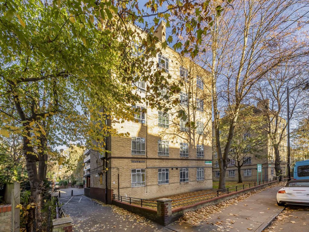 Highbury Estate, London N5  