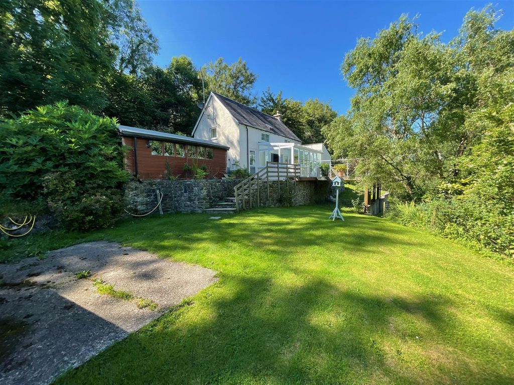 2 bed detached house for sale in Brynberian, Crymych SA41 Zoopla