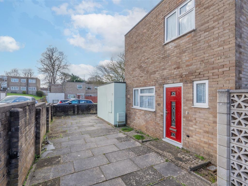 3 bed property for sale in St. Johns Court, Keynsham, Bristol BS31, £