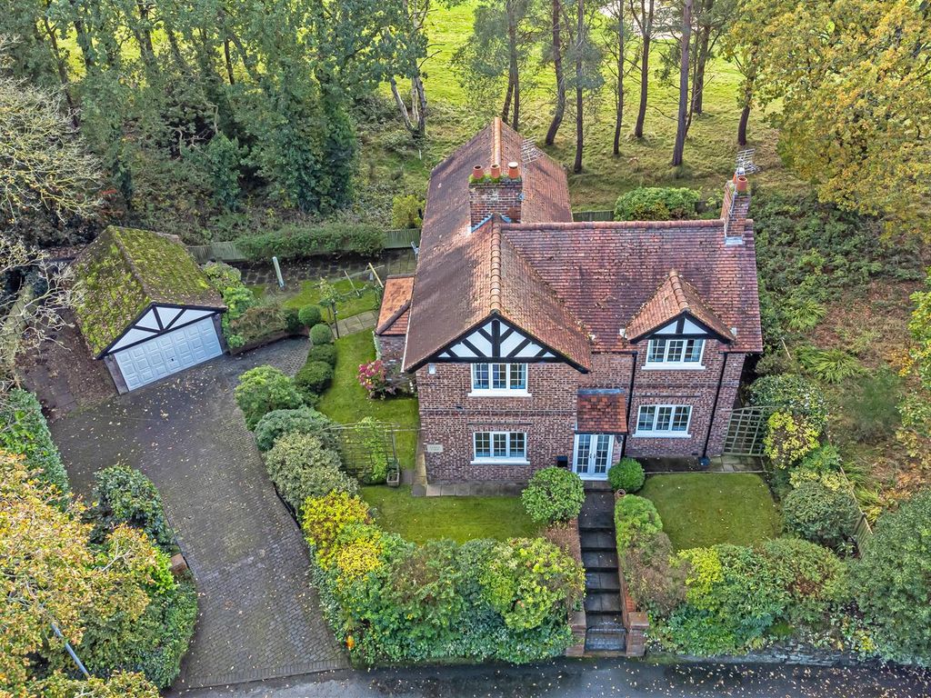 3 bed detached house for sale in Quarry Lane, Appleton, Warrington WA4