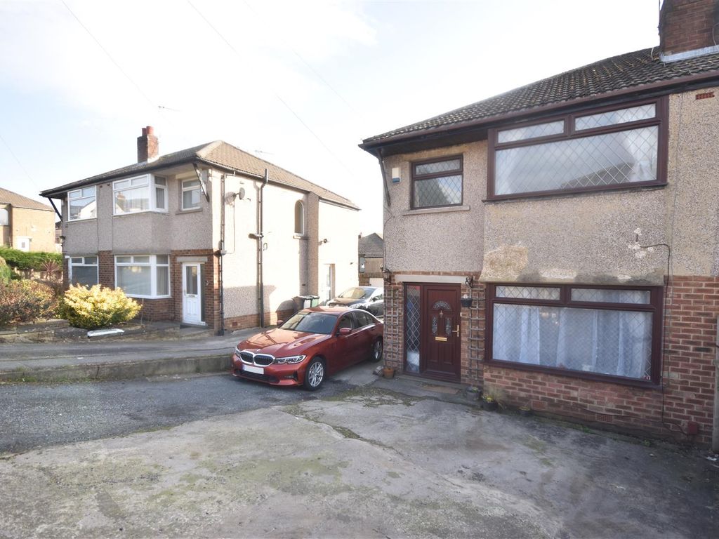 3 bed semidetached house for sale in Westlands Drive, Allerton