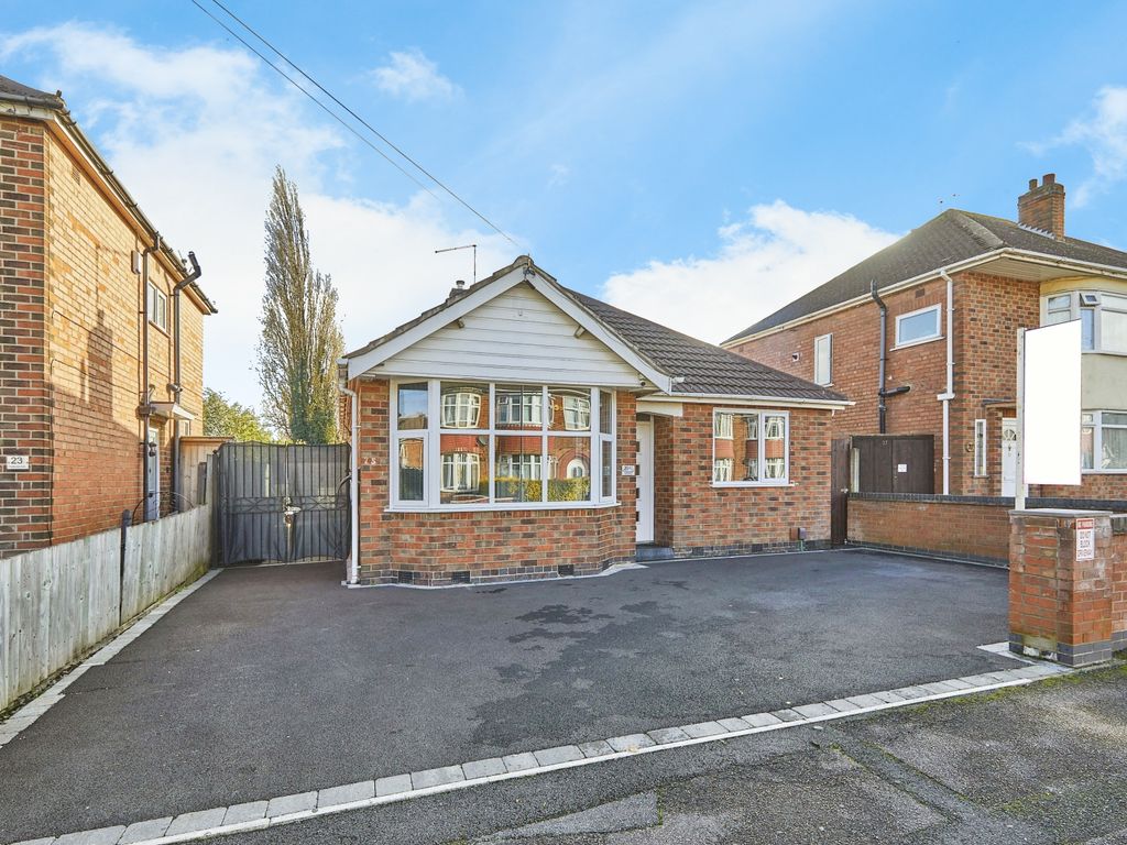 3 bed detached house for sale in Rosedale Avenue, Alvaston, Derby