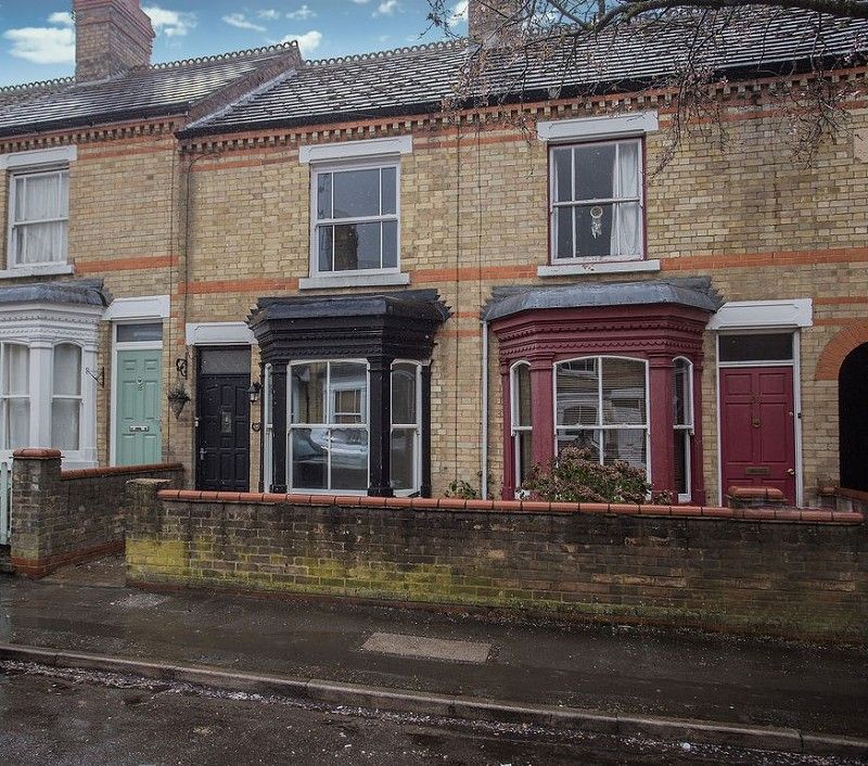 2 bed terraced house for sale in Queens Road, Fletton, Peterborough