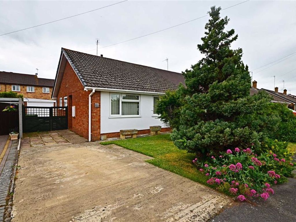 2 bed bungalow for sale in Bewley Way, Churchdown, Gloucester GL3 Zoopla
