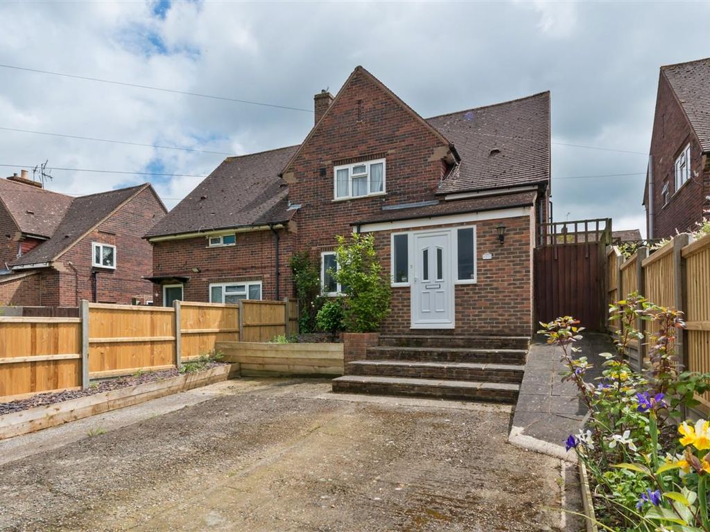 3 bed semidetached house for sale in Athelstan Road, Canterbury CT1, £