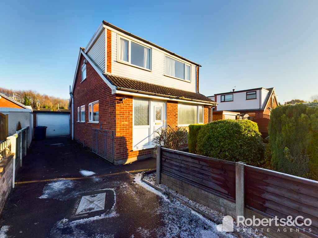 3 bed detached house for sale in Margaret Road, Penwortham, Preston PR1