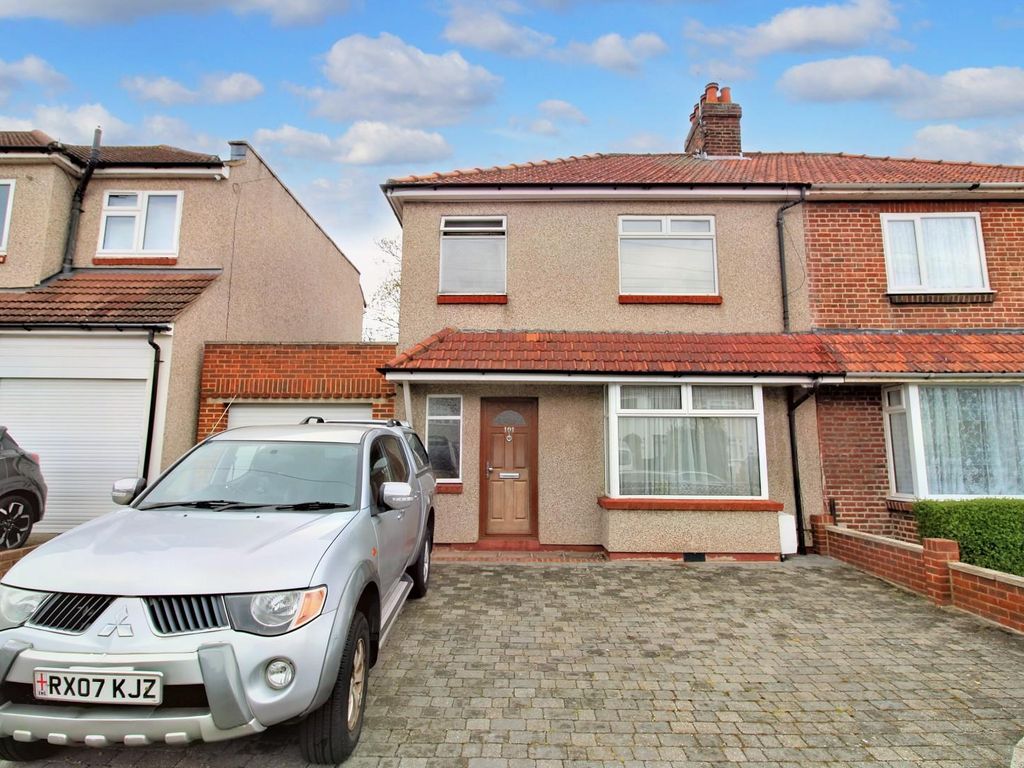 Property for sale in Mayplace Road East, Bexleyheath DA7 Zoopla