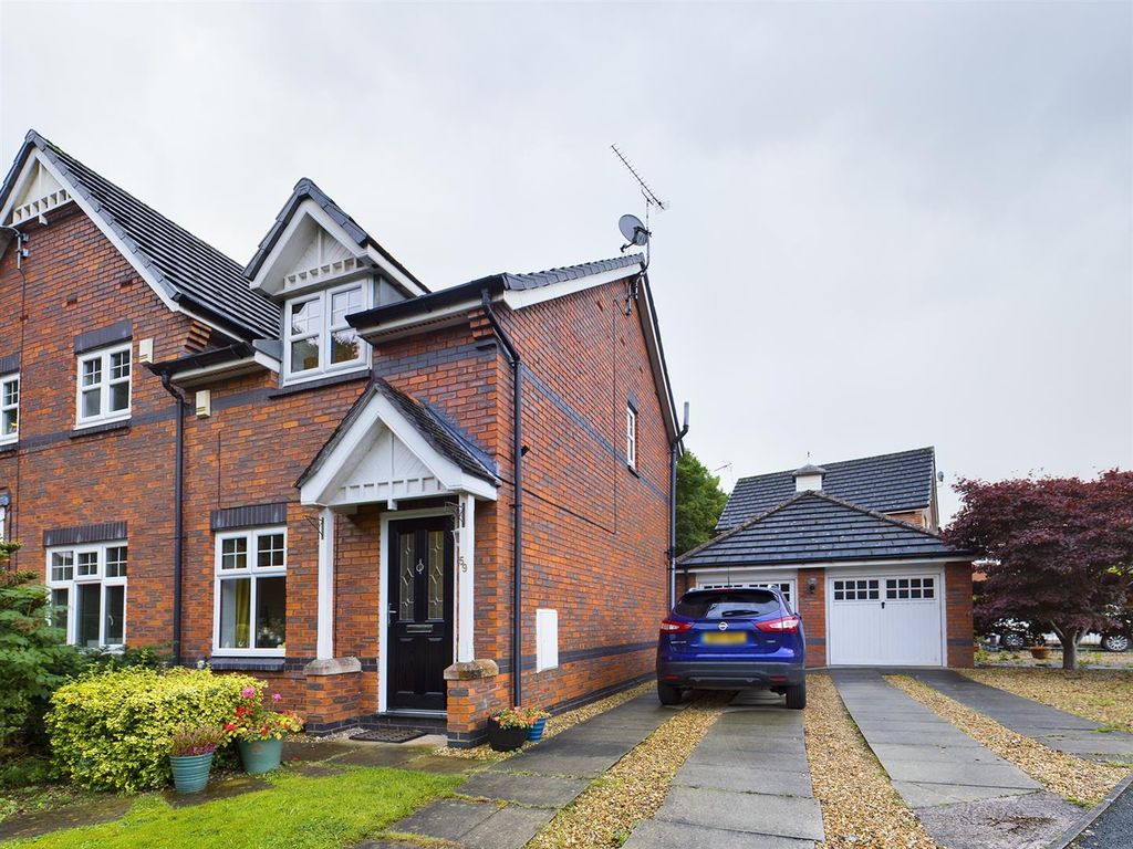 2 bed semidetached house for sale in Moss Valley Road, New Broughton