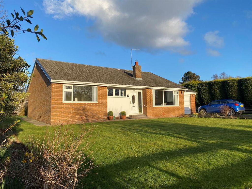 3 bed detached bungalow for sale in The Wynde, Darras Hall, Newcastle