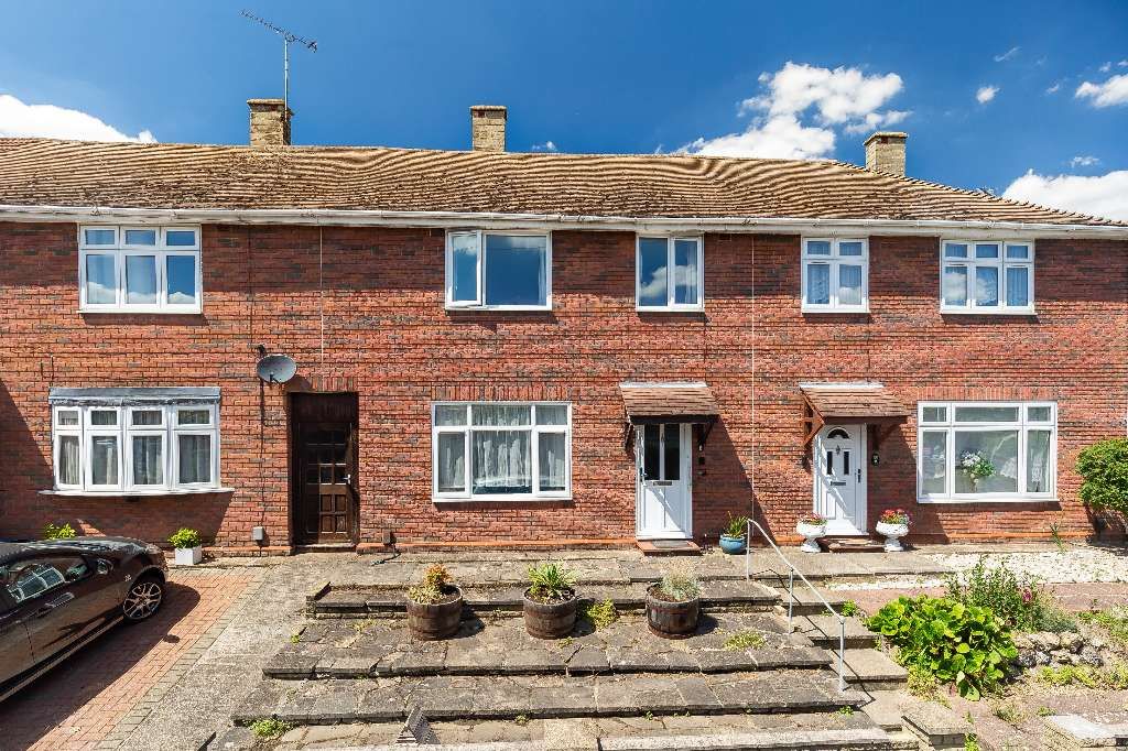 3 bed terraced house for sale in Colson Road, Loughton IG10 Zoopla