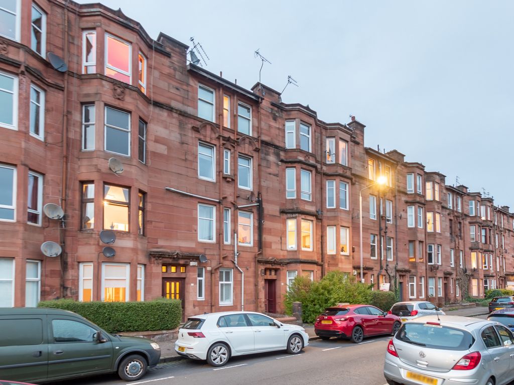 1 bed flat to rent in Garry Street, Battlefield, Glasgow G44, £995 pcm