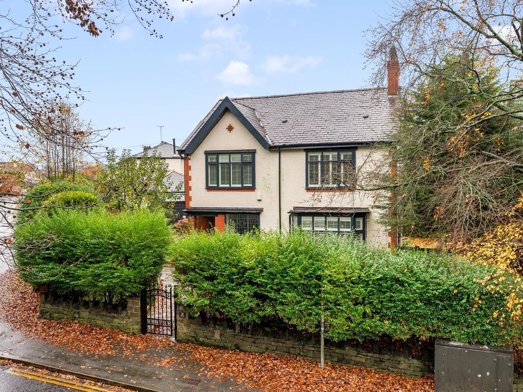 4 bed detached house for sale in Chapeltown Road, Bromley Cross, Bolton
