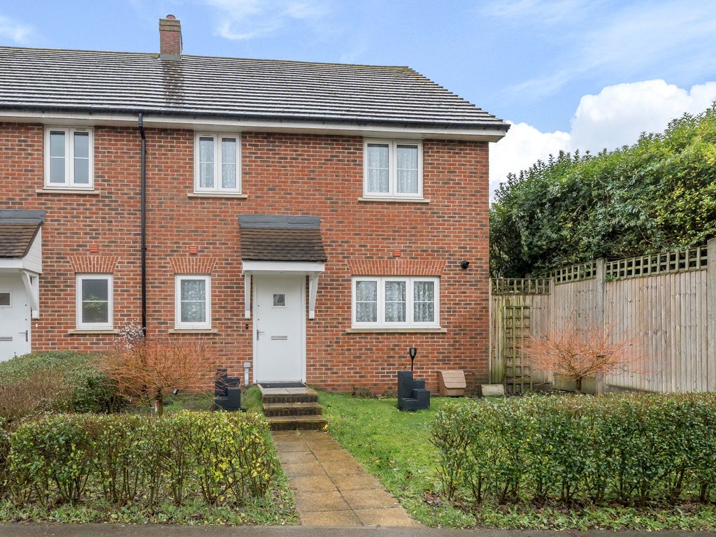 Weydon Lane Farnham GU9  