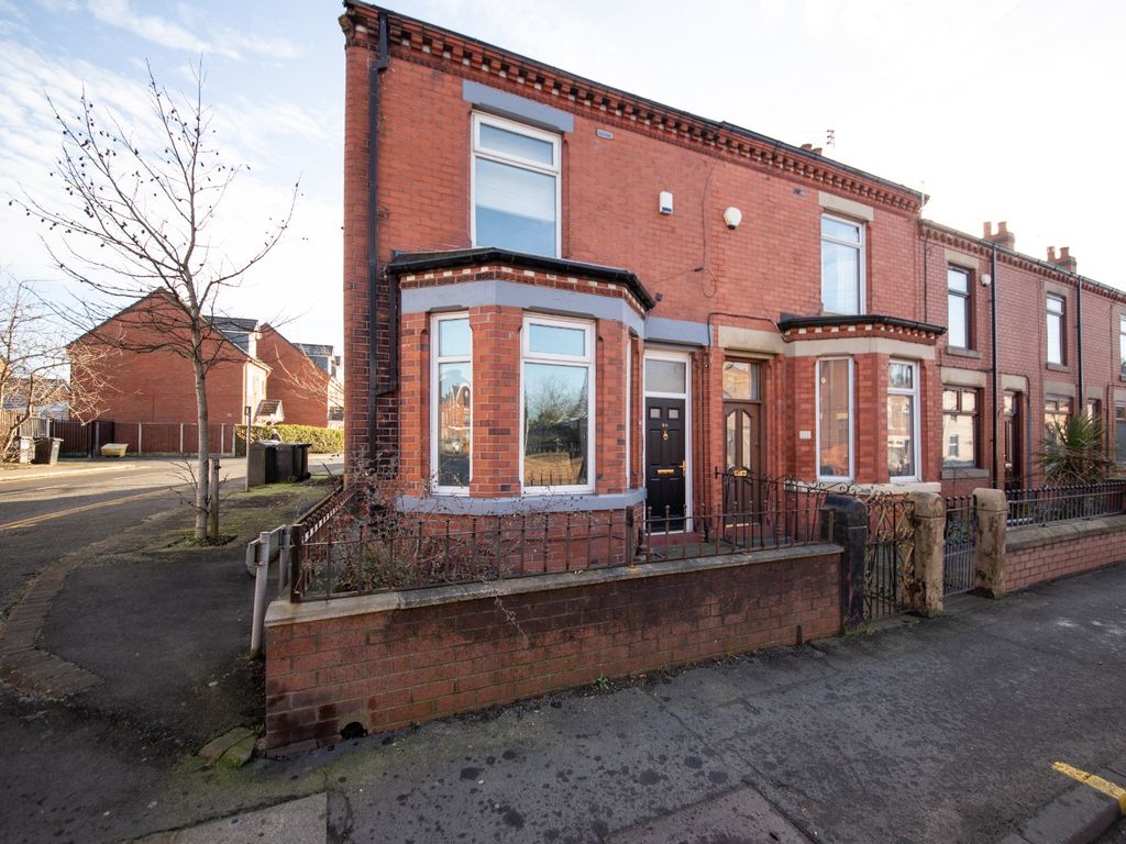 2 bed end terrace house for sale in Warrington Road, Abram, Wigan