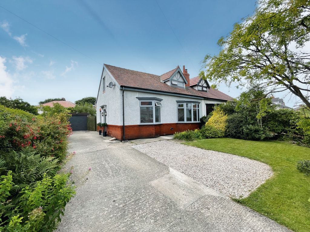 3 bed bungalow for sale in Lawsons Road, Thornton FY5 Zoopla