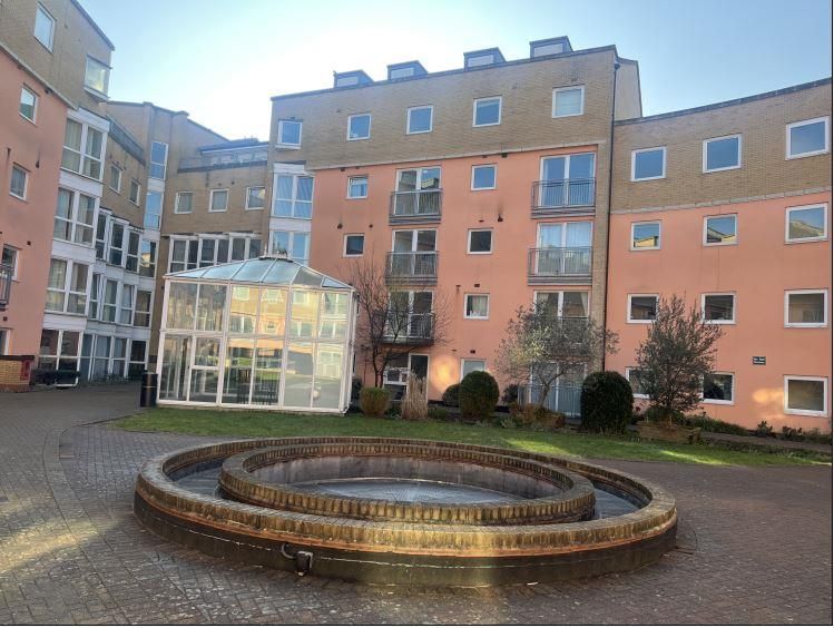 2 bed flat to rent in Feltham, London TW14 Zoopla