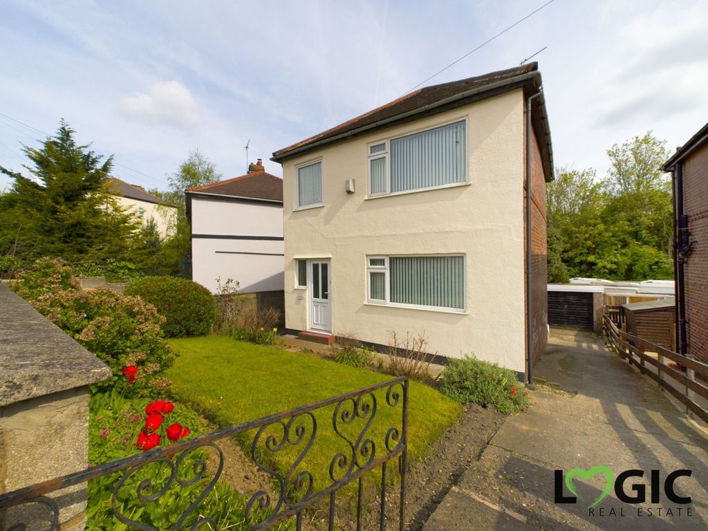 3 bed detached house for sale in Ferrybridge Road, Pontefract, West