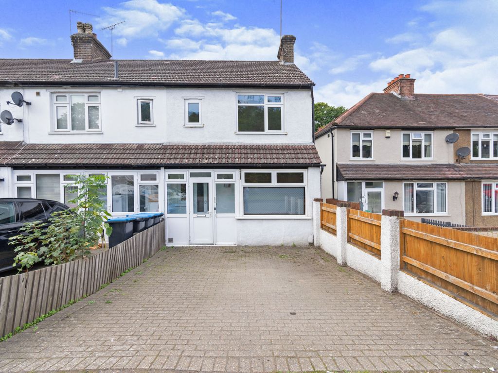 2 bed end terrace house for sale in Godstone Road, Whyteleafe CR3 Zoopla