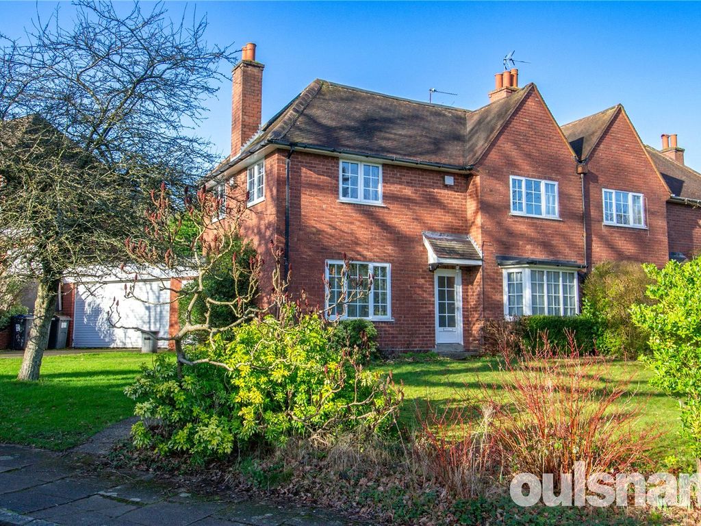 3 bed semidetached house for sale in Middle Park Close, Bournville