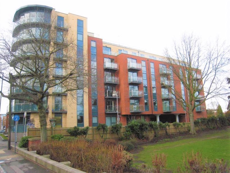 1 bed flat to rent in Bath Road, Slough SL1 Zoopla