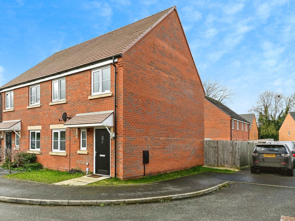3 bed semidetached house for sale in Spelman Way, Narborough, King's