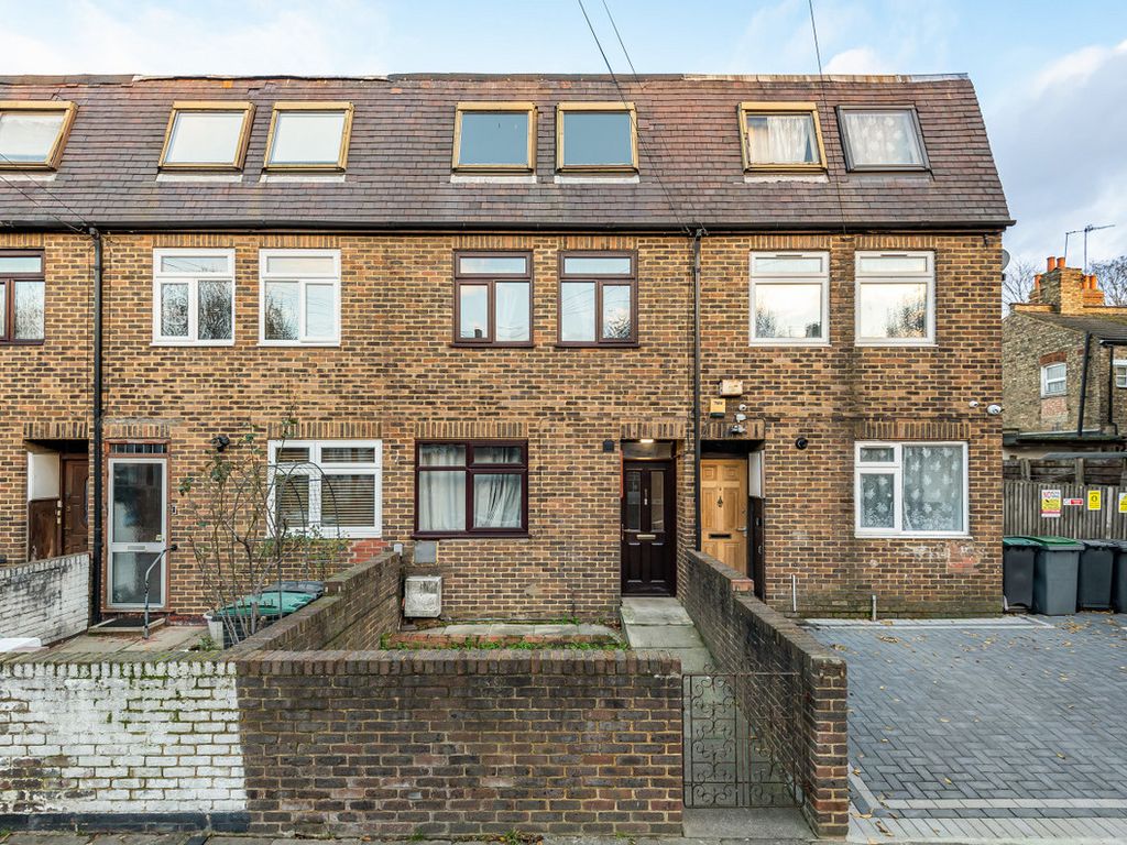 Greenfield Road, London N15