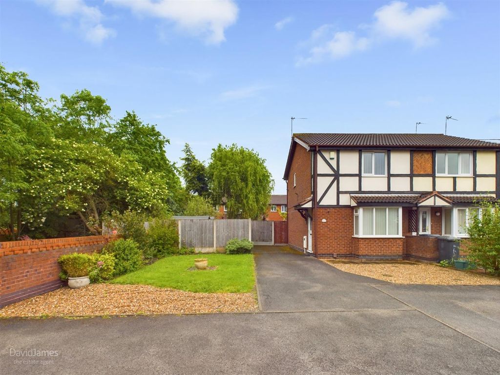 Land for sale in Tudor Close, Colwick, Nottingham NG4, £270,000 Zoopla