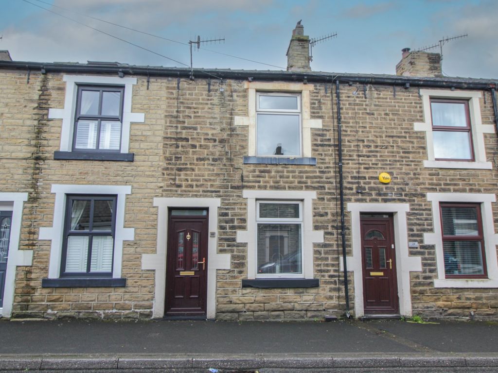 2 bed detached house for sale in Sheffield Road, Glossop, Derbyshire