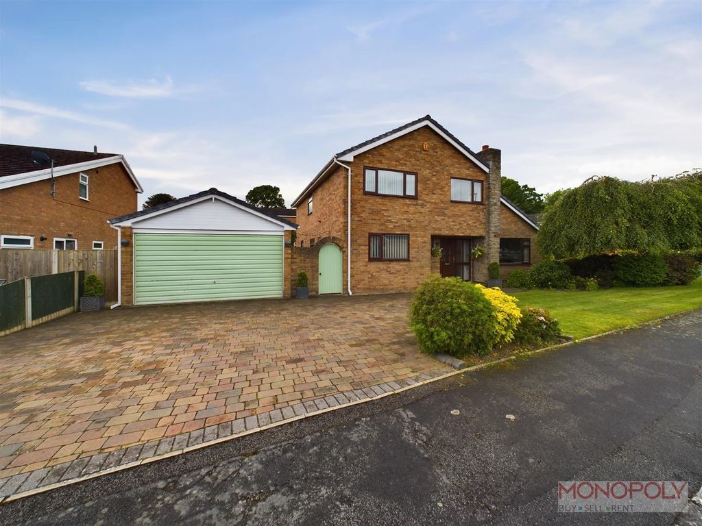 4 bed property for sale in Trem Yr Eglwys, Coed Y Glyn, Wrexham LL13, £