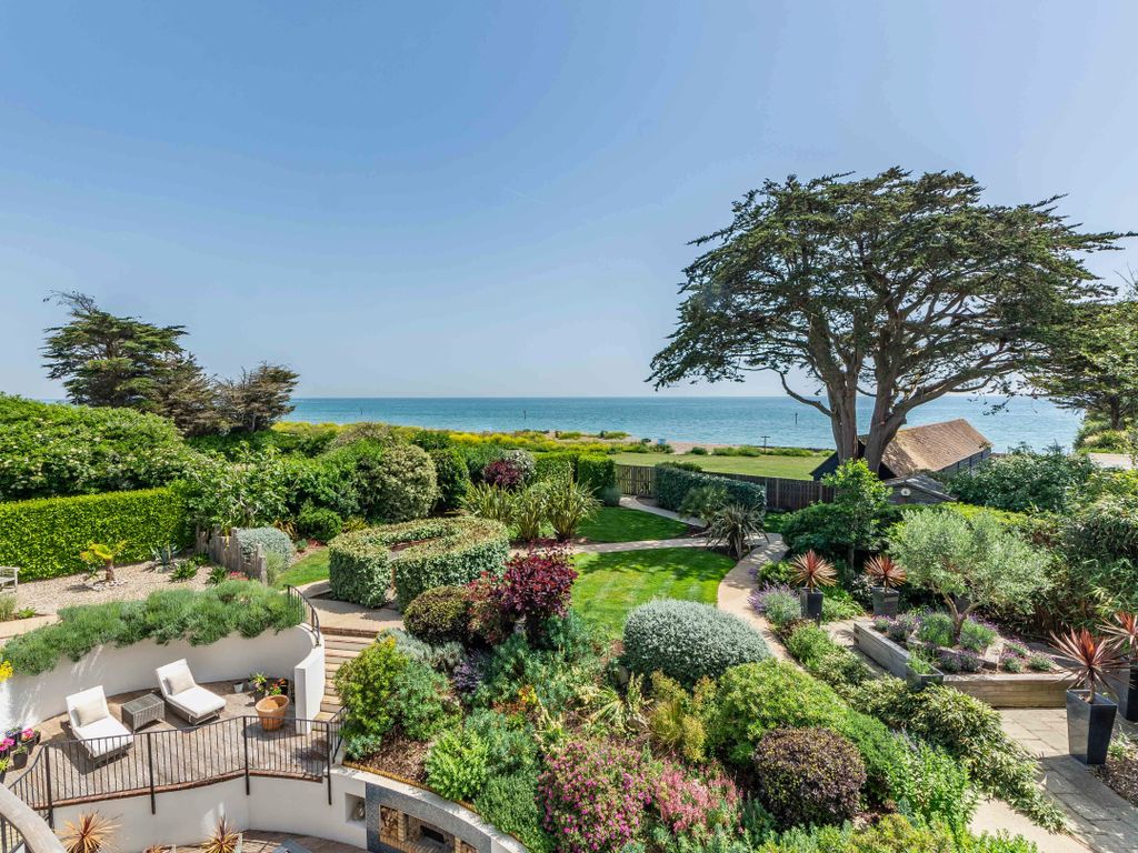 8 bed detached house for sale in Sea Way, MiddletonOnSea PO22, £