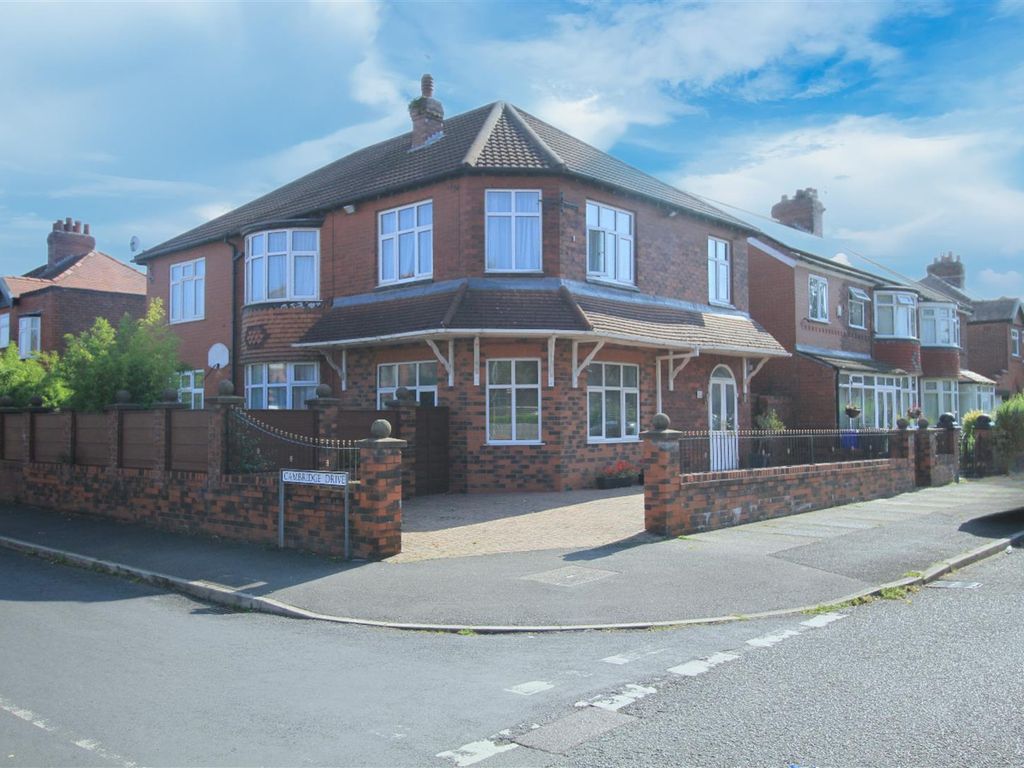 4 bed detached house for sale in Shirley Avenue, Denton, Manchester M34
