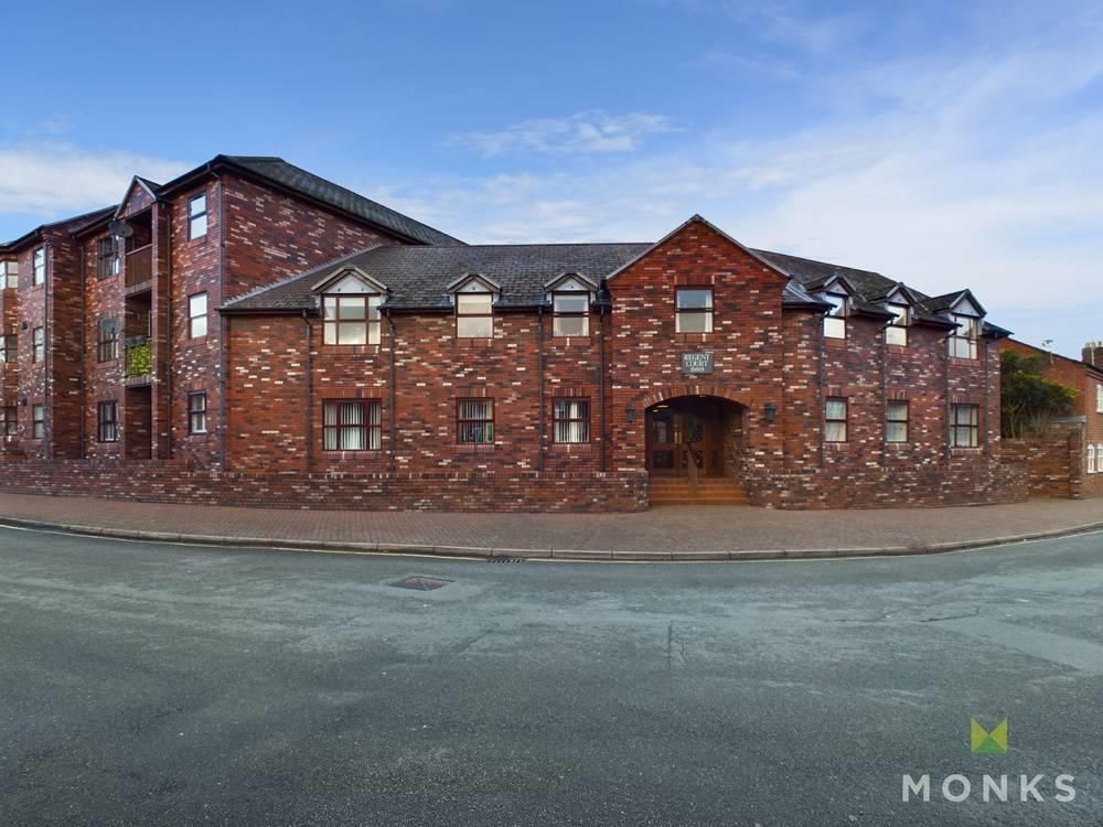 2 bed flat for sale in Regent Court, Roft Street, Oswestry SY11, £