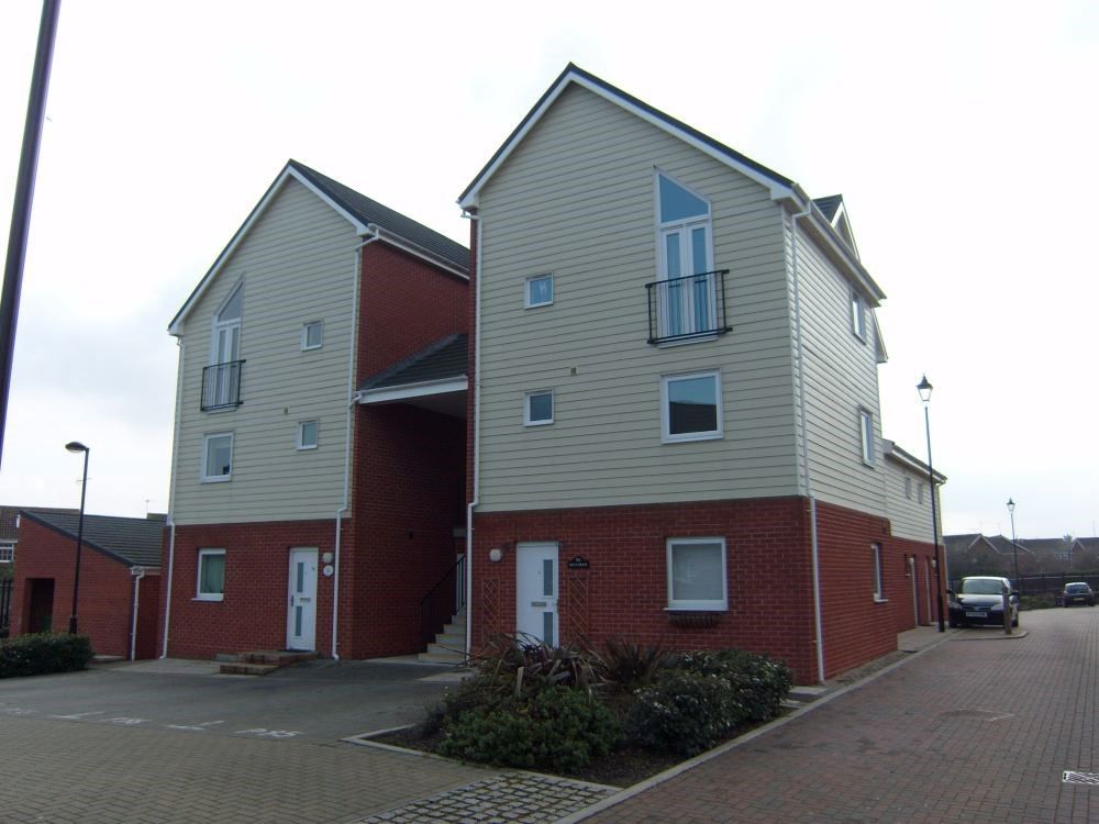 1 bed flat for sale in Onyx Drive, Sittingbourne ME10, £124,750 Zoopla
