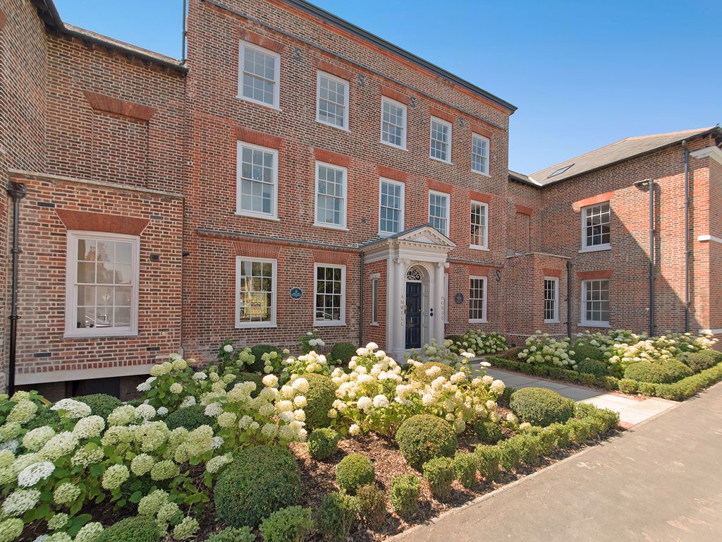 2 bed flat for sale in Amwell House, Ware SG12 Zoopla