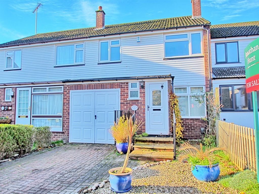 3 bed terraced house for sale in Orchard Close, Stanstead Abbotts, Ware SG12 Zoopla
