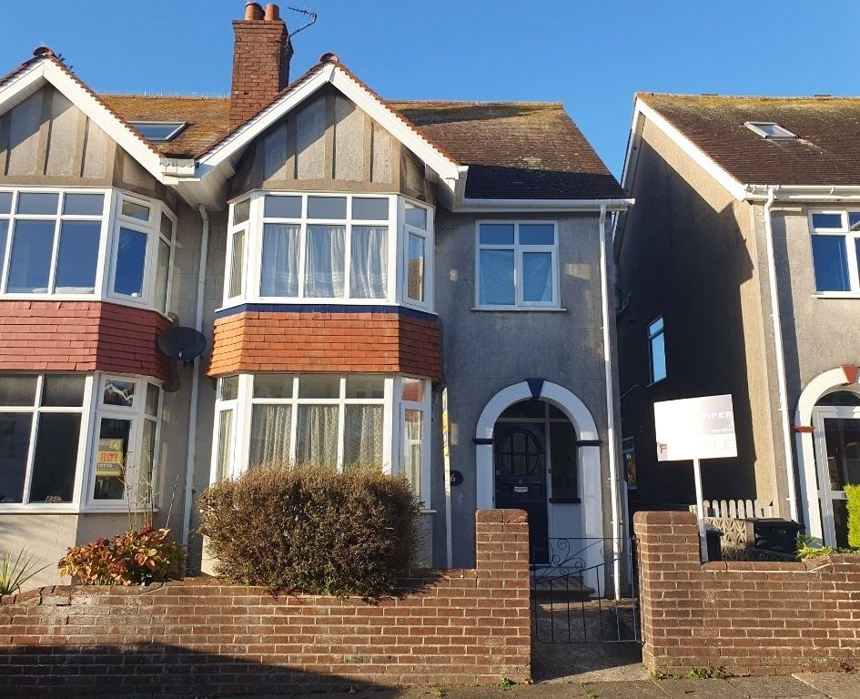 3 bed semidetached house for sale in Cedar Court Road, Torquay TQ1, £