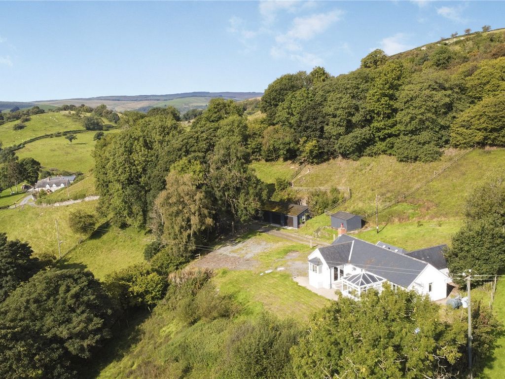 3 bed bungalow for sale in Llangadfan, Welshpool, Powys SY21, £440,000 Zoopla