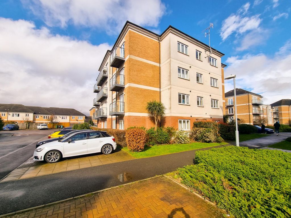 2 bed penthouse to rent in Da Vinci Court, Cezanne Road, Garston