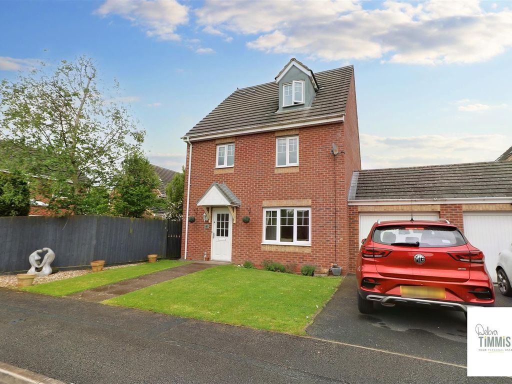 4 bed detached house for sale in Royal Way, Baddeley Green, StokeOn