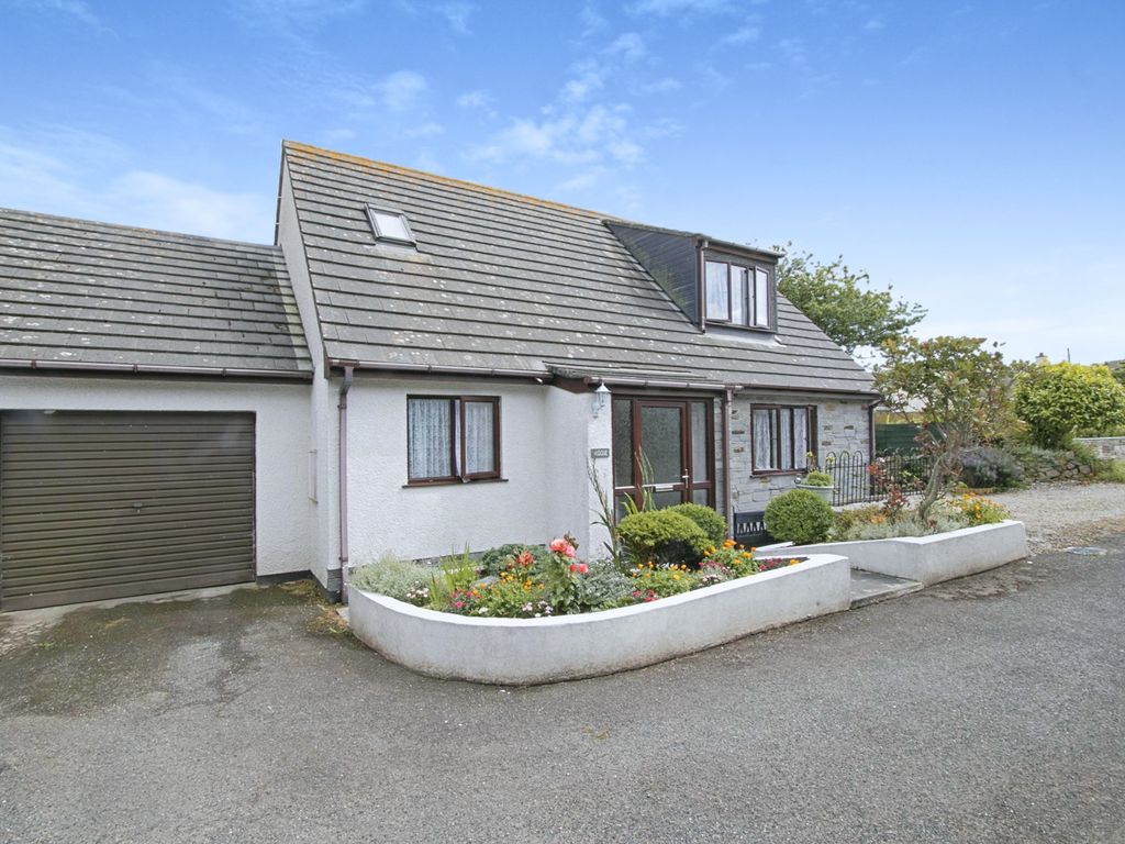 3 bed linkdetached house for sale in South View Park, Porthtowan