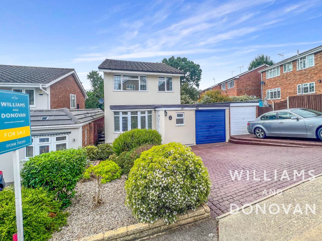 4 bed detached house for sale in Thundersley Park Road, Benfleet SS7