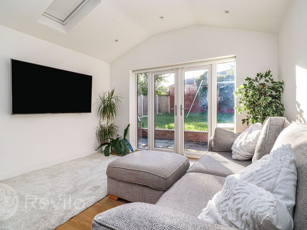 3 bed semidetached house for sale in Turf Hill Road, Rochdale OL16