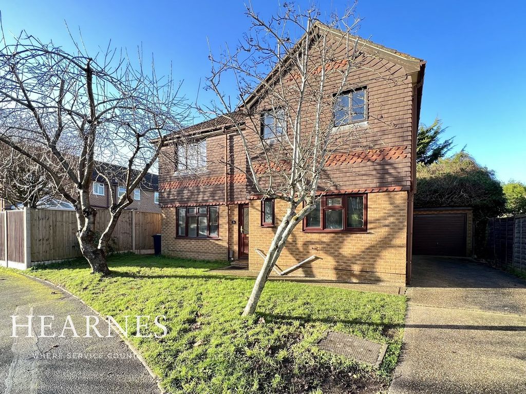 3 bed detached house for sale in Mcwilliam Close, Talbot Village, Poole