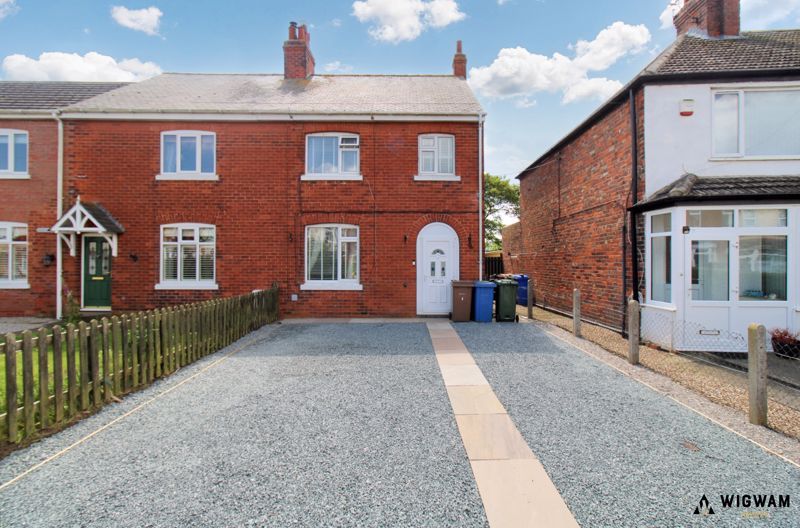 3 bed semidetached house for sale in Waxholme Road, Withernsea HU19, £