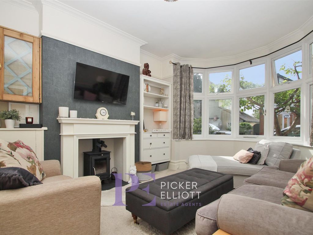 3 bed semidetached house for sale in Cleveland Road, Hinckley LE10, £